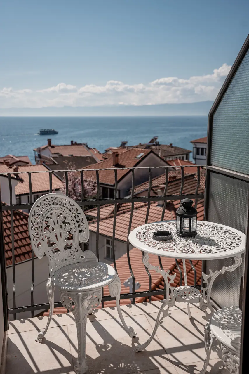 Balcony, similar angle, portrait